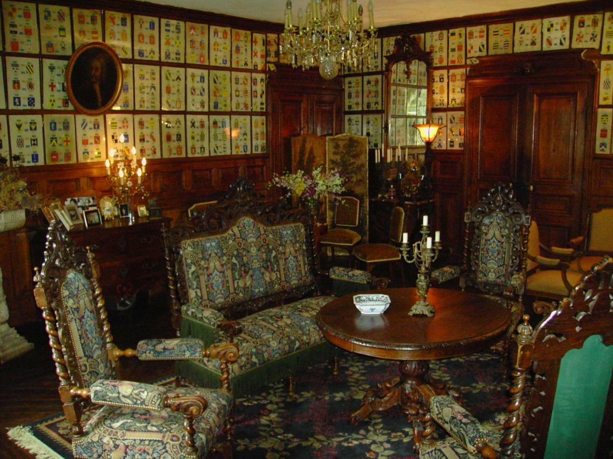 Chateau De Courbelimagne, Raulhac Екстер'єр фото